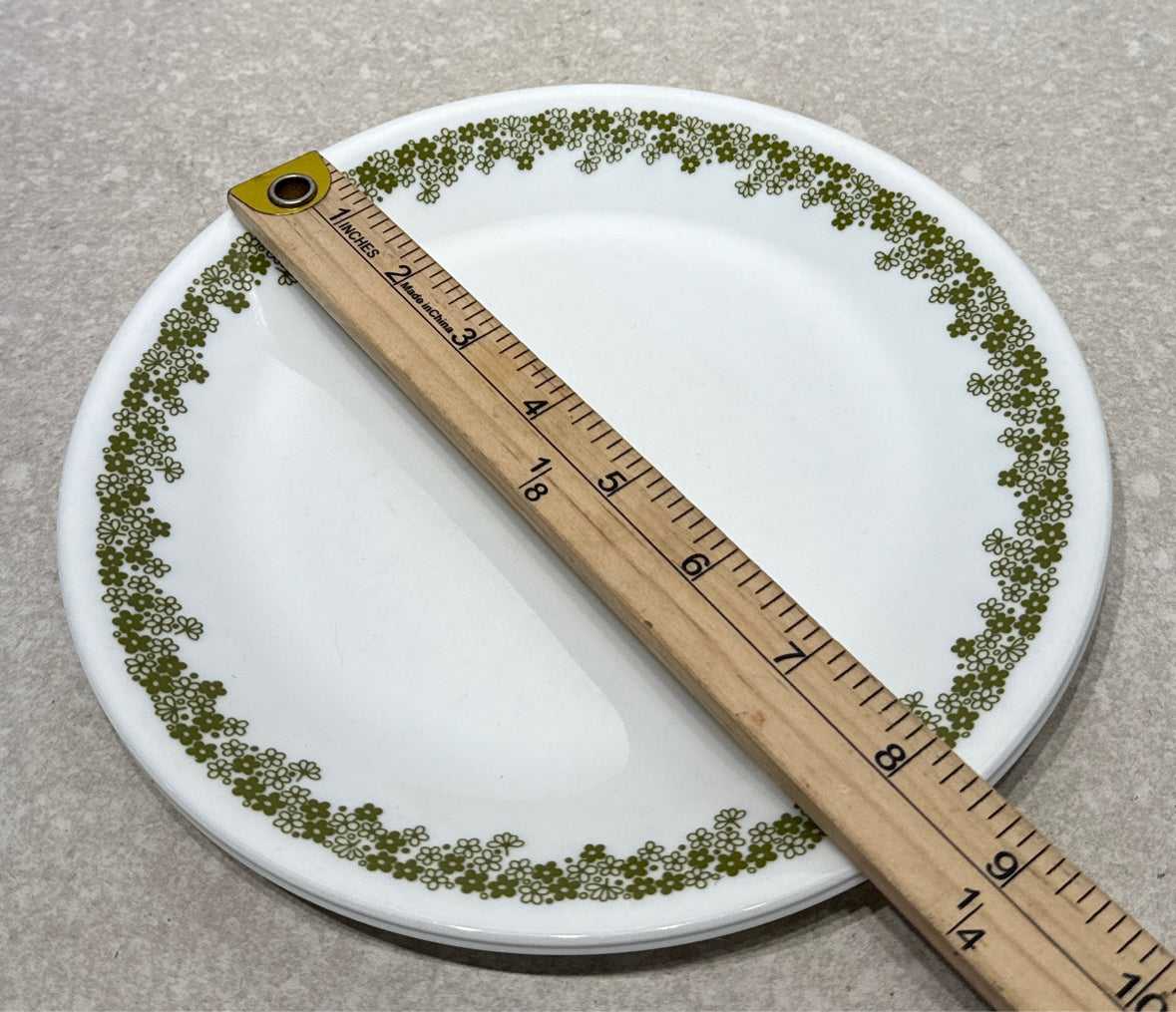 Set of 2 Corelle Plates