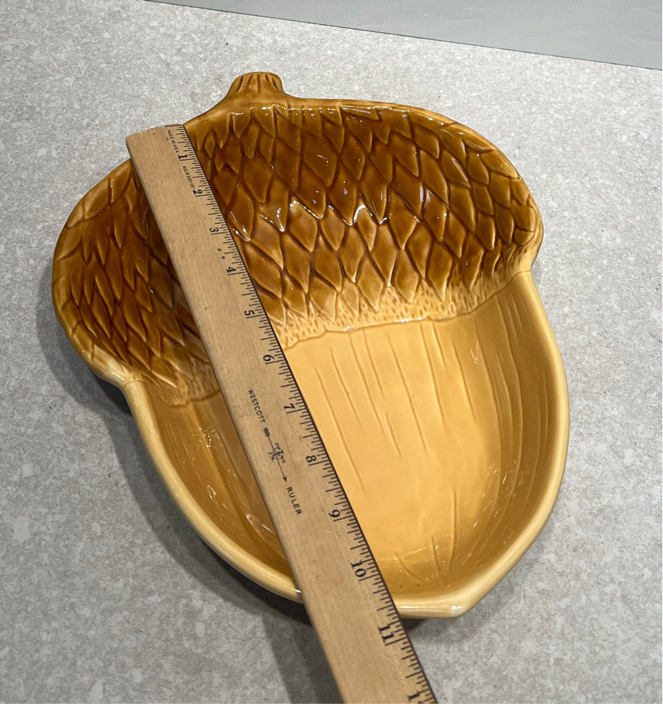 Acorn Bowl