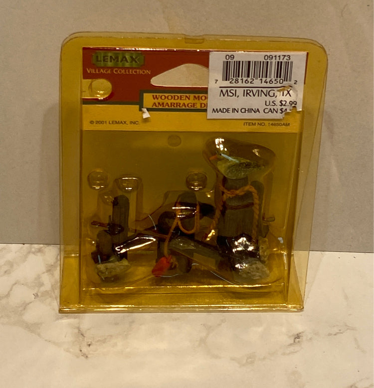 Lemax Figurine