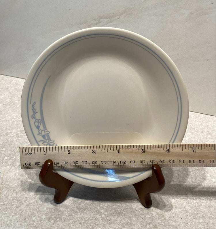 Set of 7 Corelle Plates