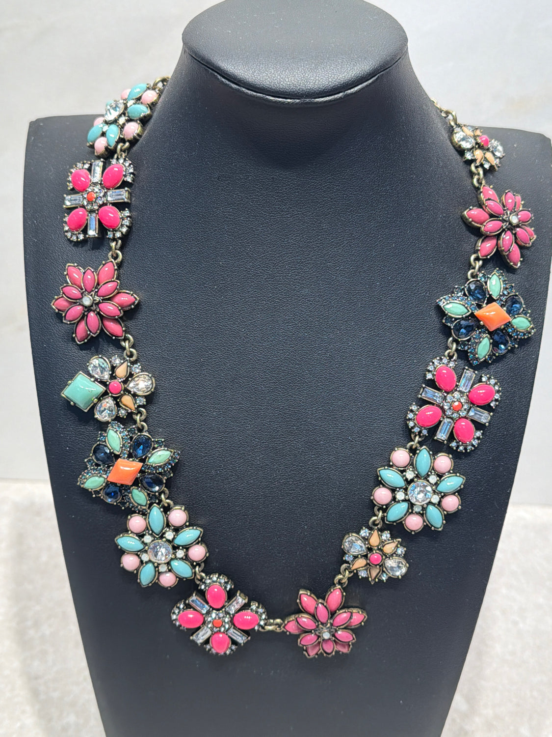 Loft Necklace