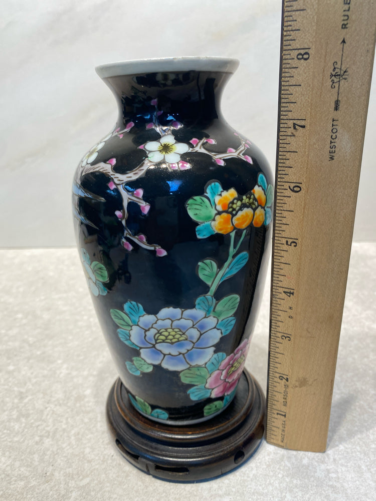 Vase on Stand