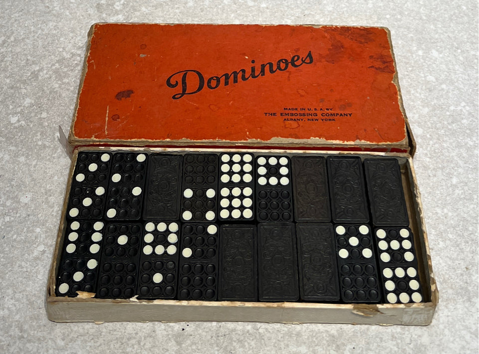 Dominoes