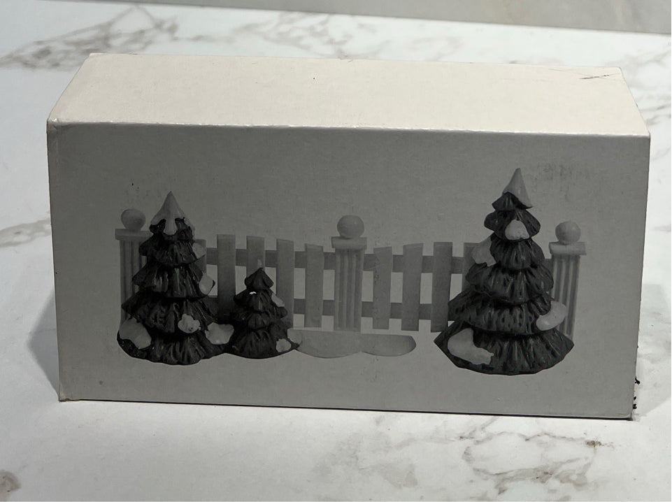 Dept. 56 Frosty Tree-Lined Picket Fence