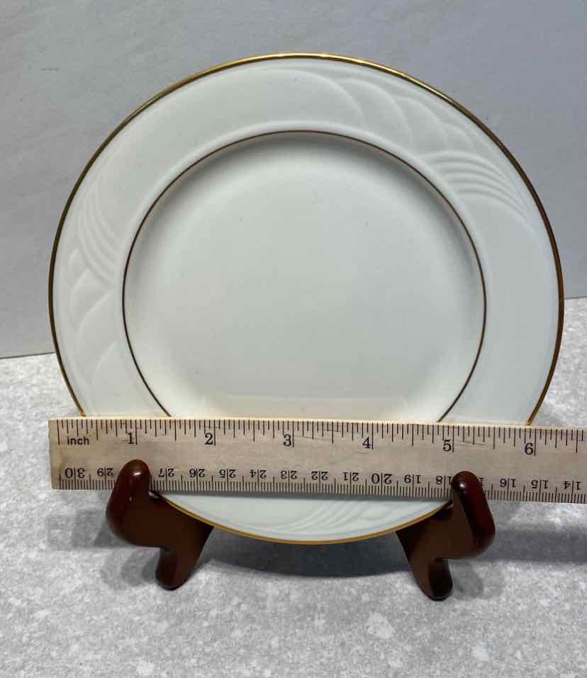 Set of 3 Lenox Plates