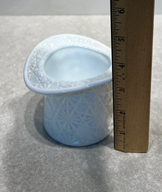 Milkglass Hat