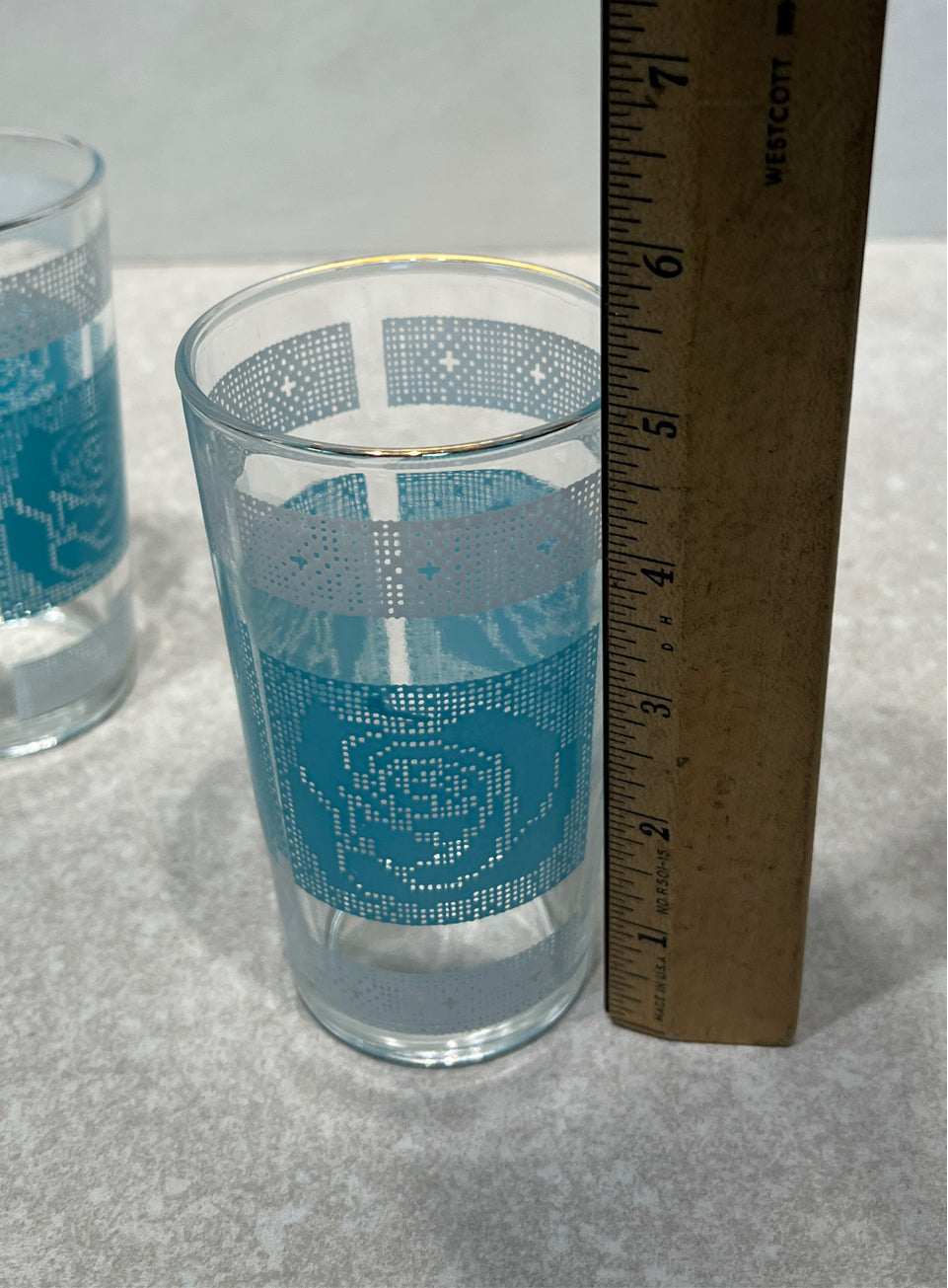 Set of 4 Vintage Glasses