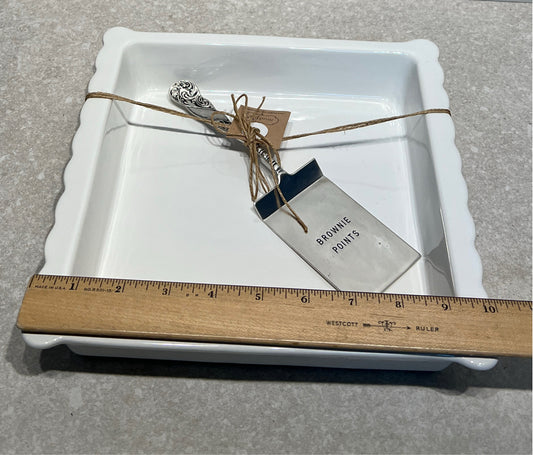 Casserole with Spatula