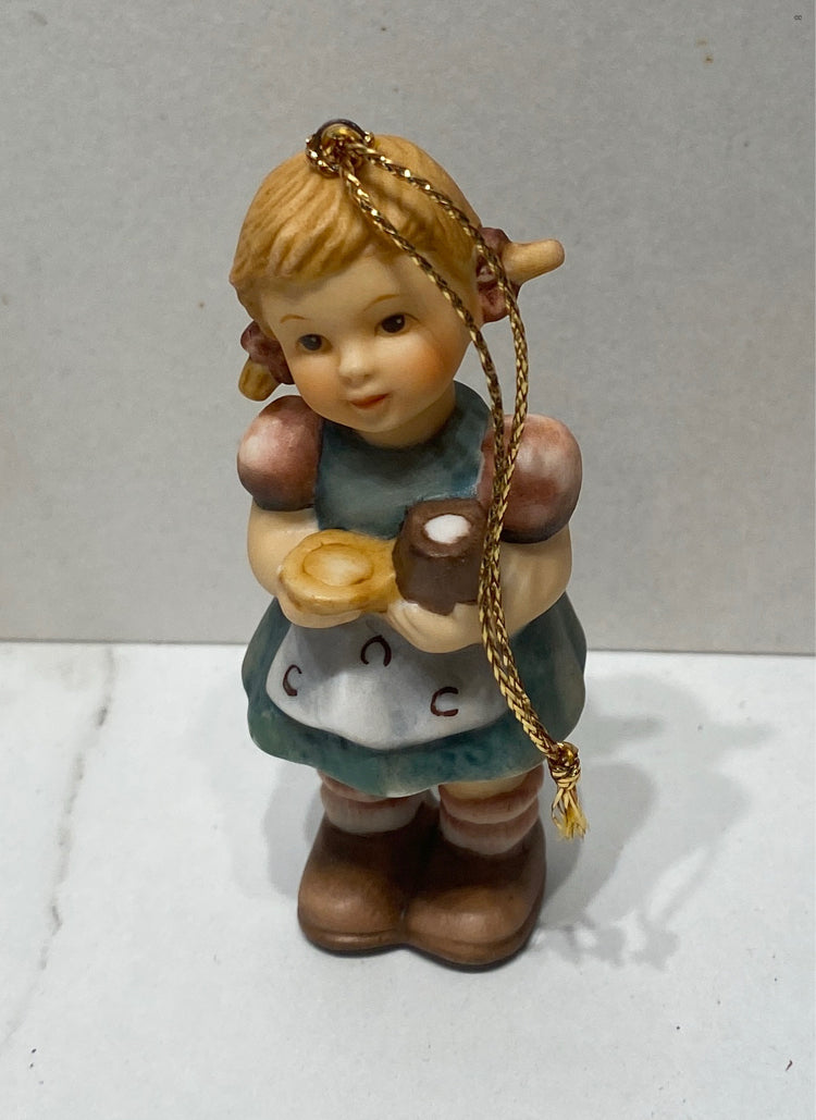 Hummel Ornamnet