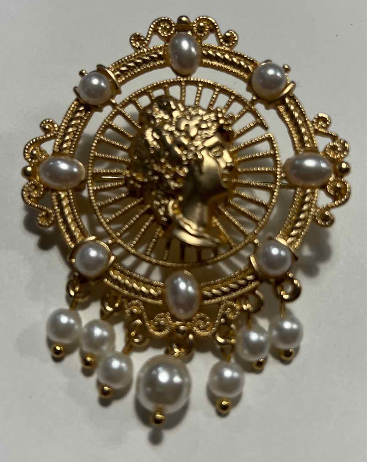 Pin
