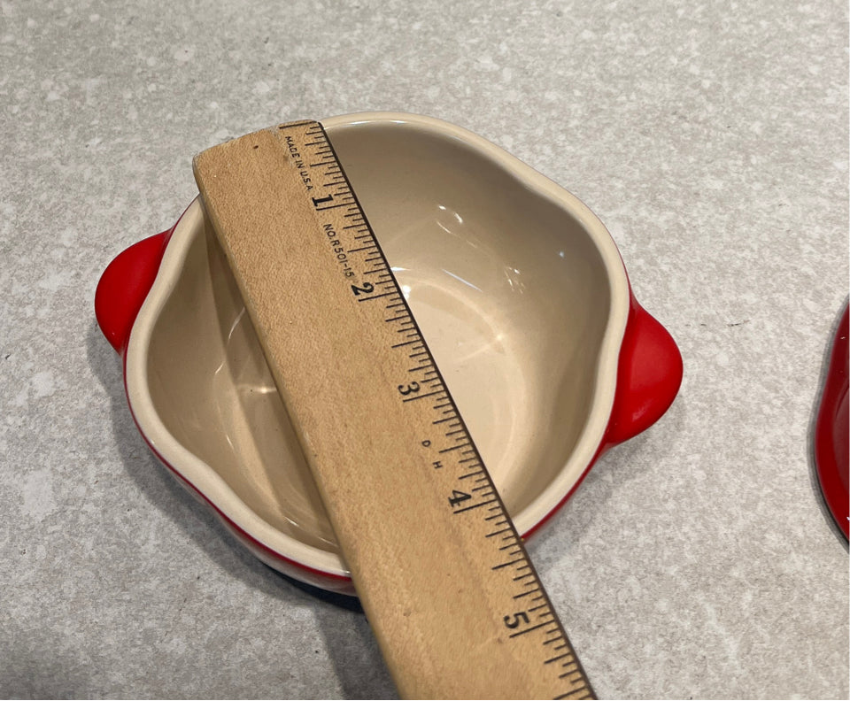 Le Creuset Petite Tomato Casserole