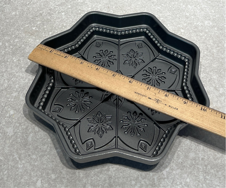 Nordic Ware Pan