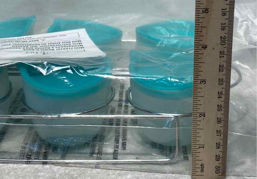 Pampered Chef Mini Freezer Bowls with Rack