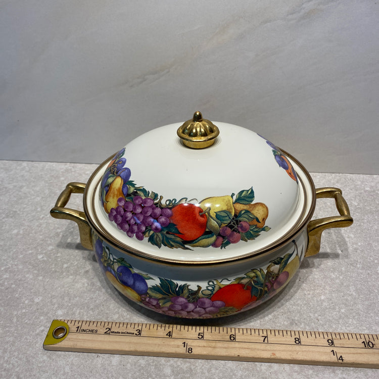 Cornocupia Covered Pot