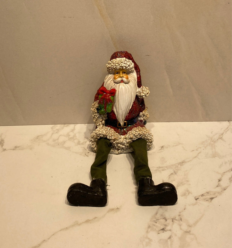 Santa Shelf Sitter