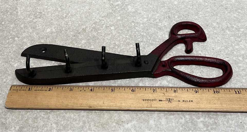Scissors Hook