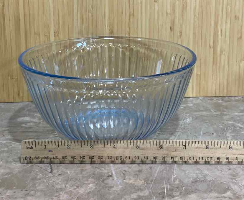 Pyrex Bowl