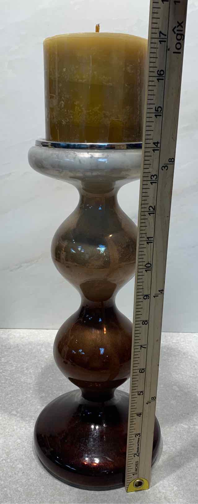 Candleholder