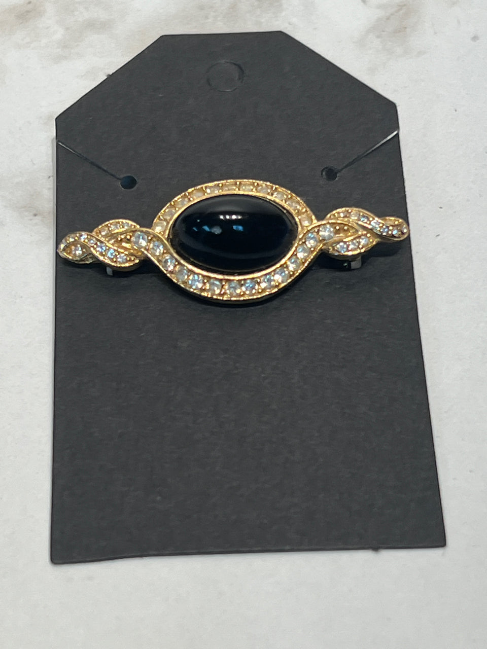 Givenchy Pin