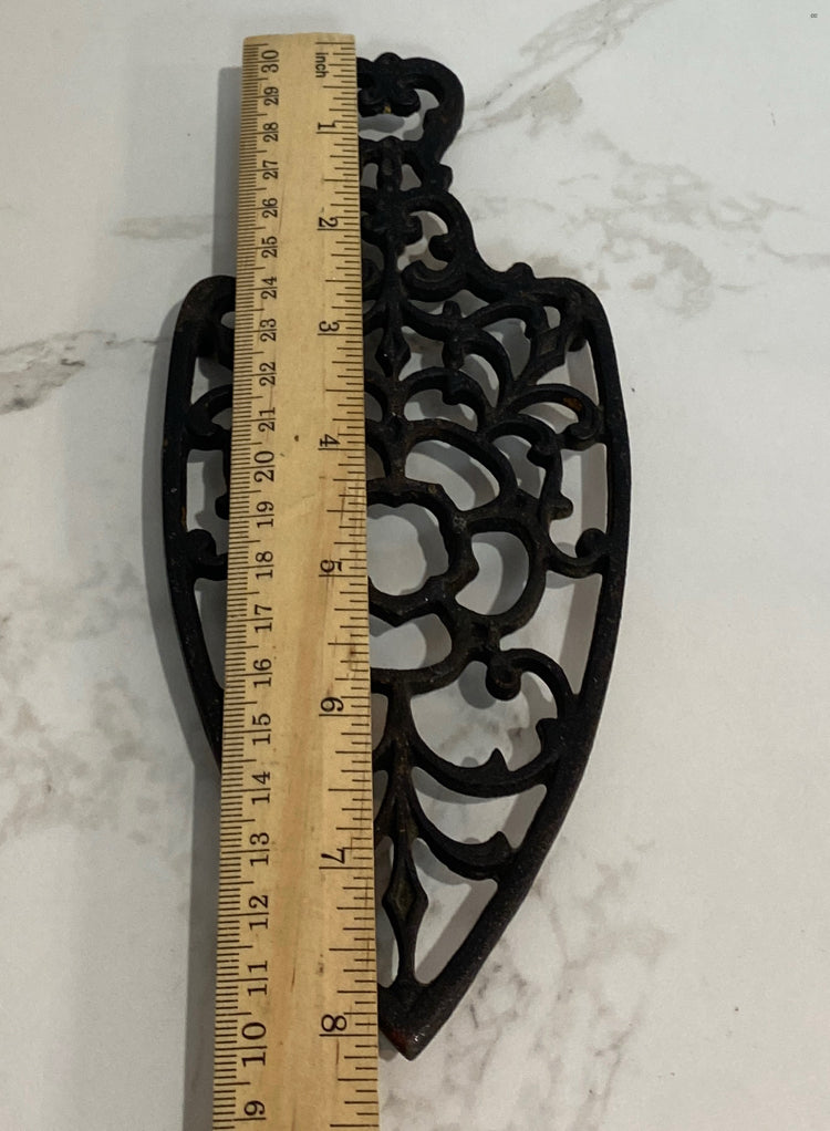 Trivet