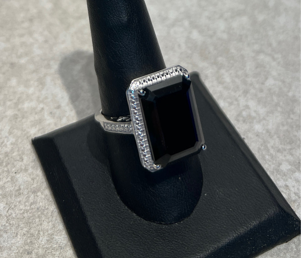 Sterling Ring - Size 9