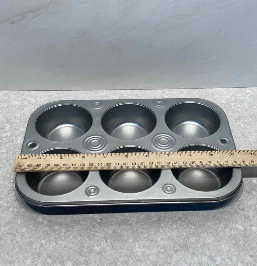 Muffin Pan