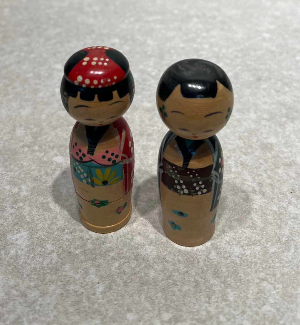Pair of Figurines