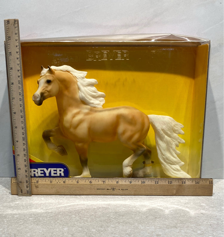 Bryer Horse 979 Sunny Boy