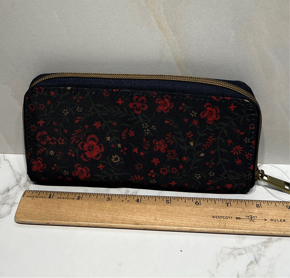 Travelon Wallet