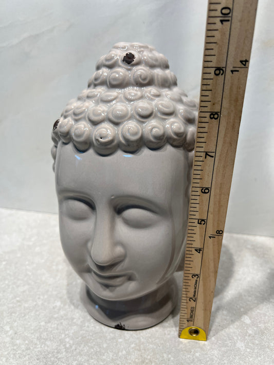 Figurine