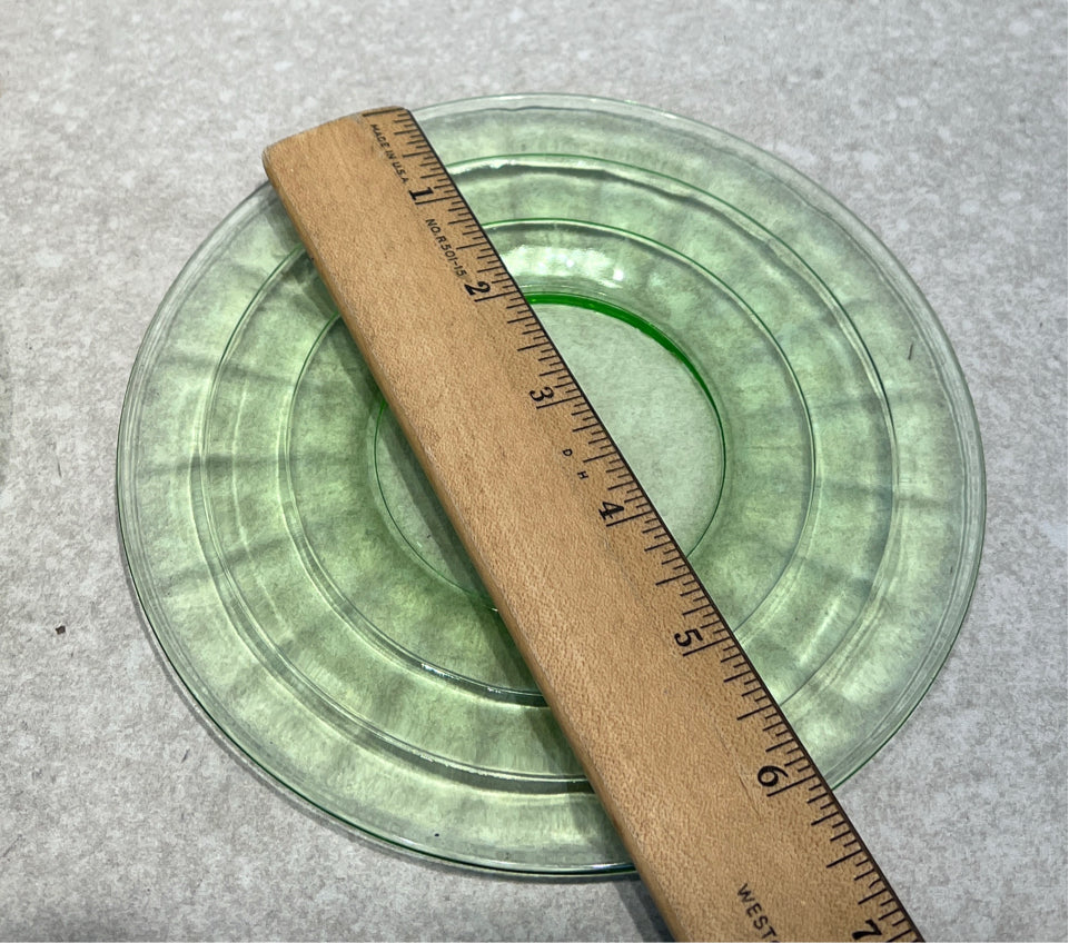 Set of 4 Green Uranium Plates