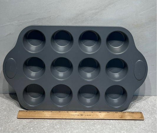 Muffin Pan