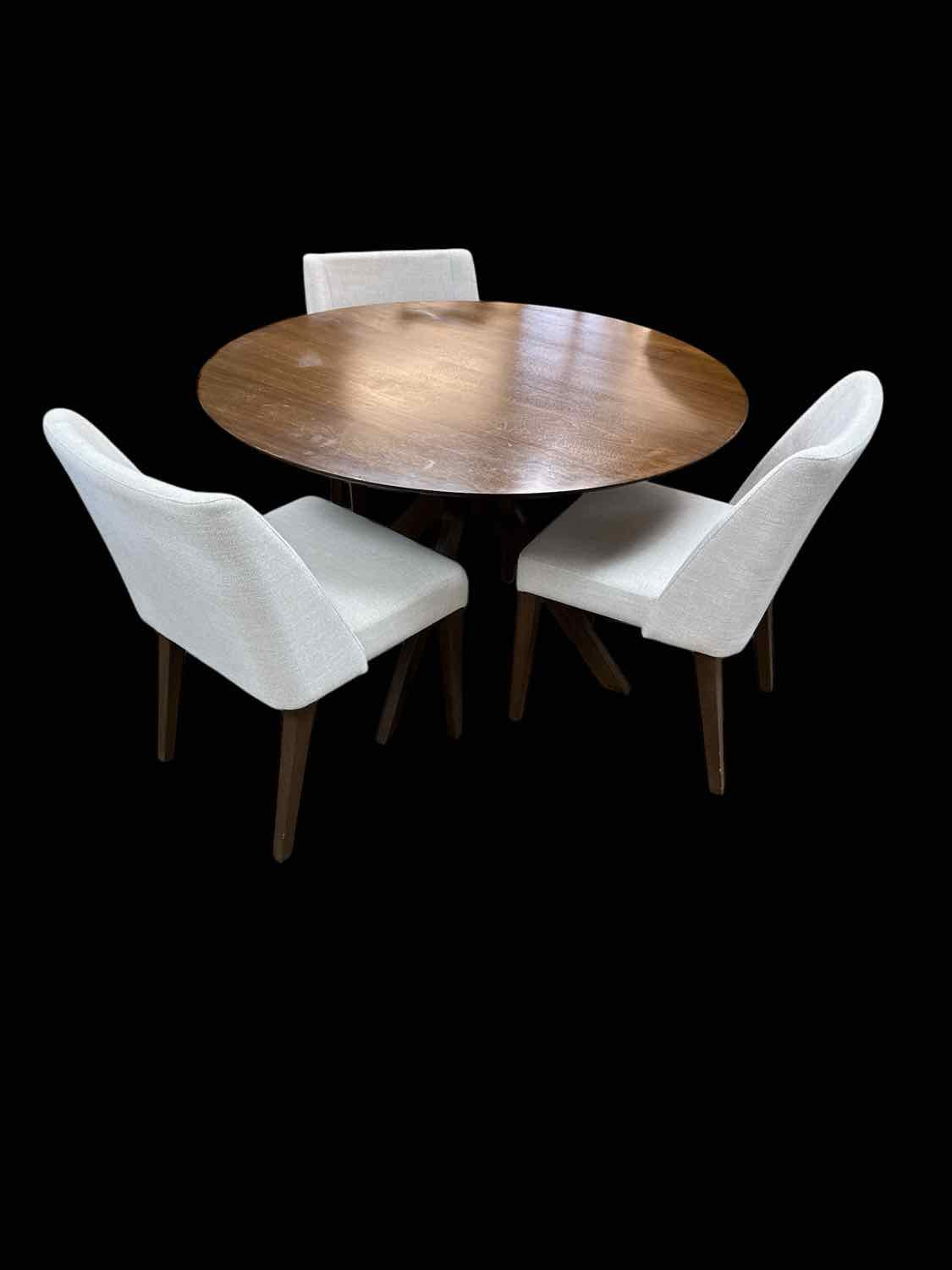 Table and 3 Chairs (as is)