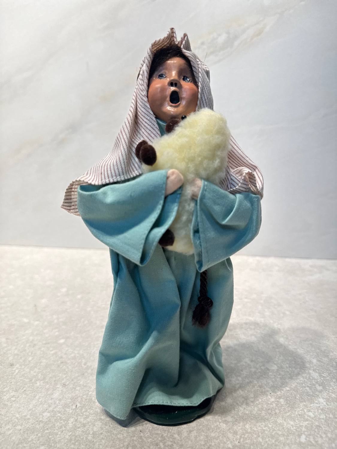 Byers Choice Caroler