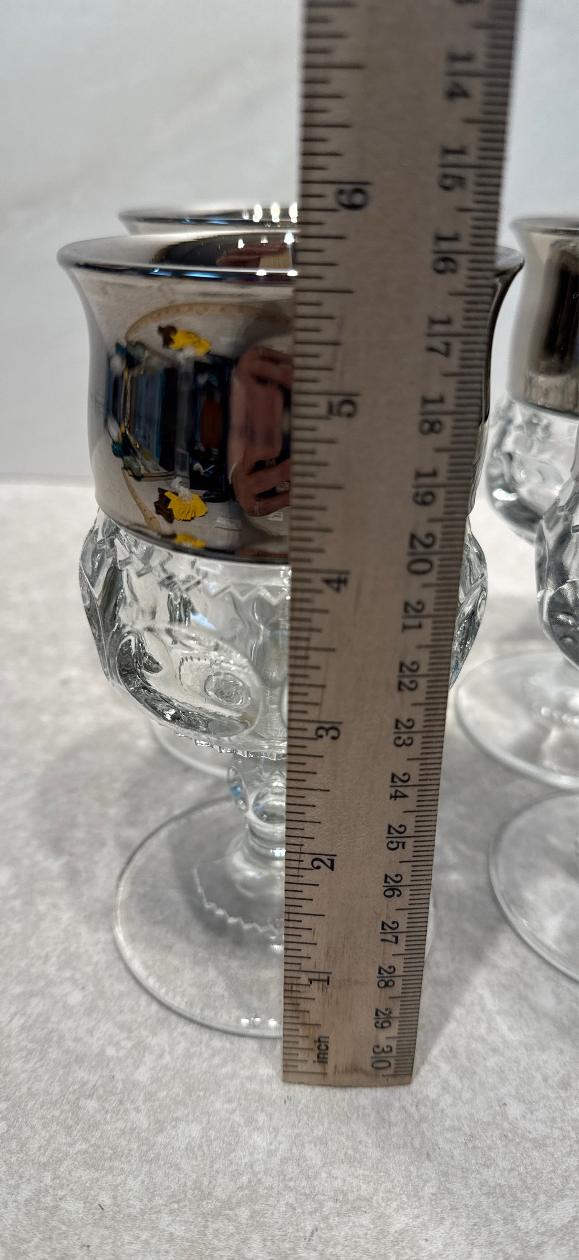 Set of 4 Glasses