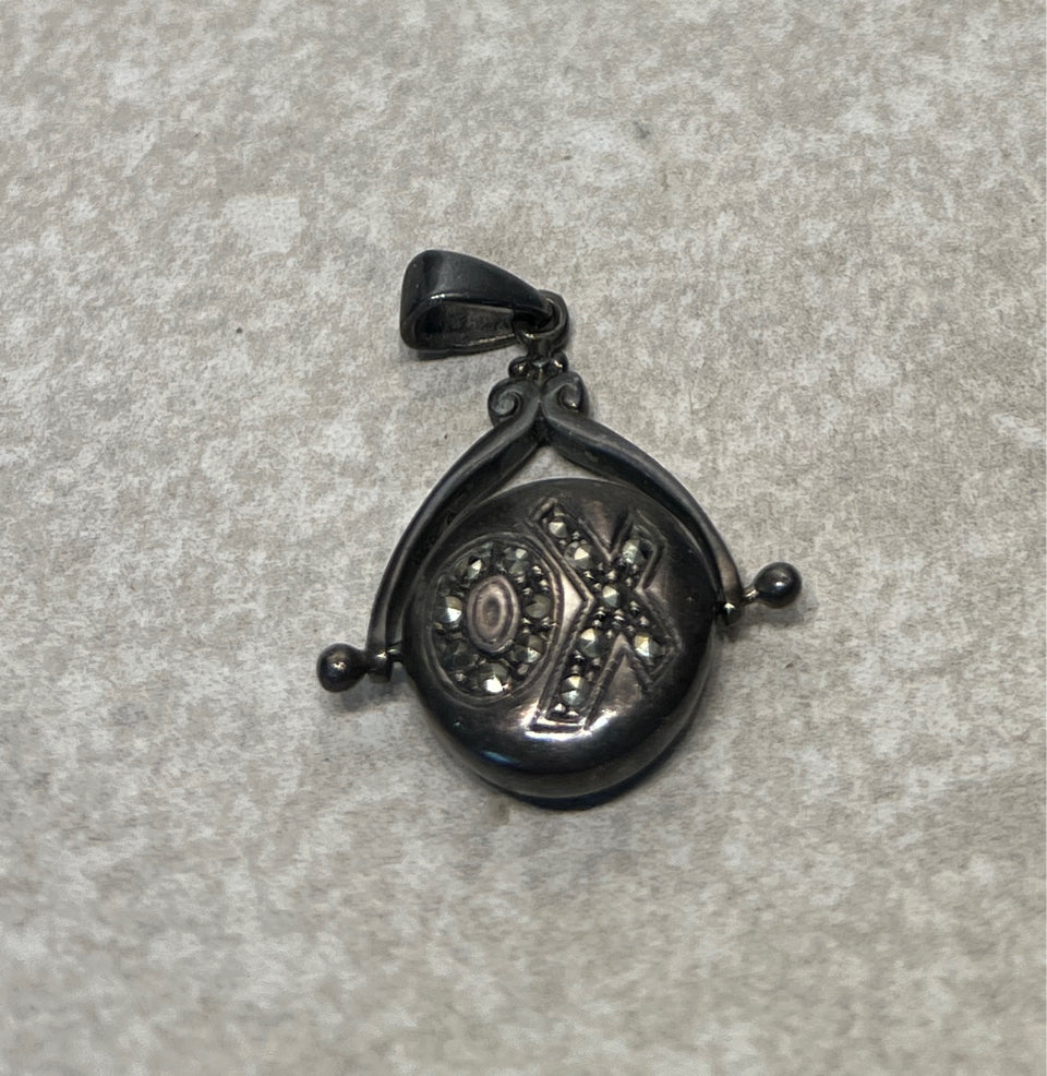 Pendant