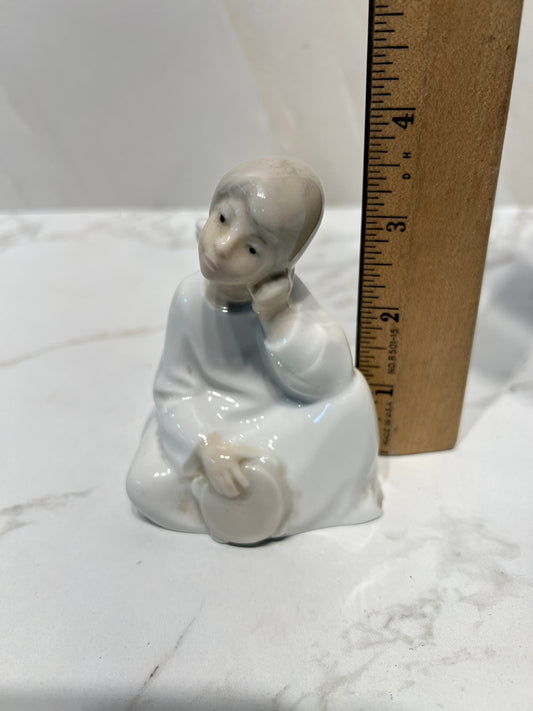 Nao Figurine