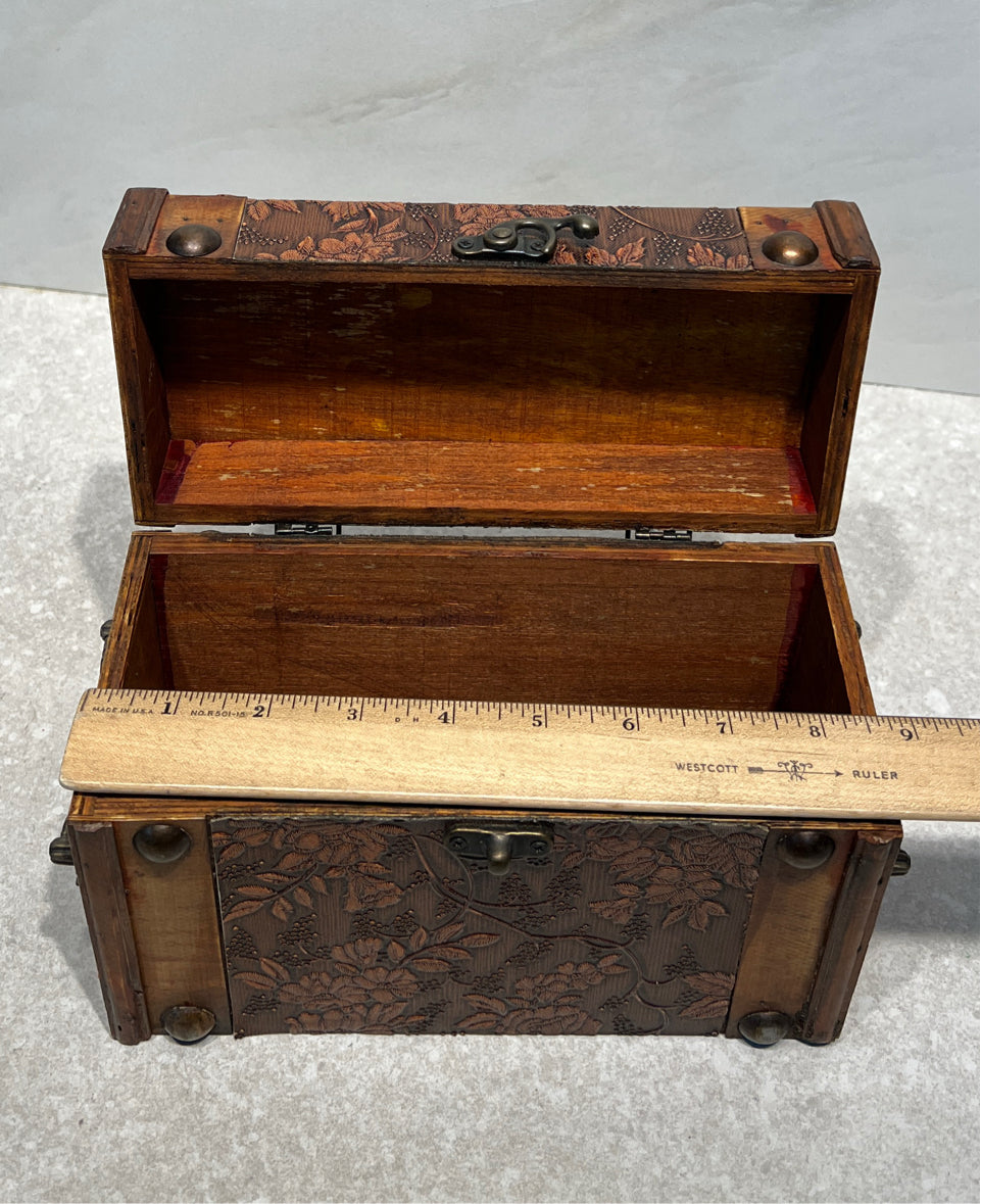 Handled Box