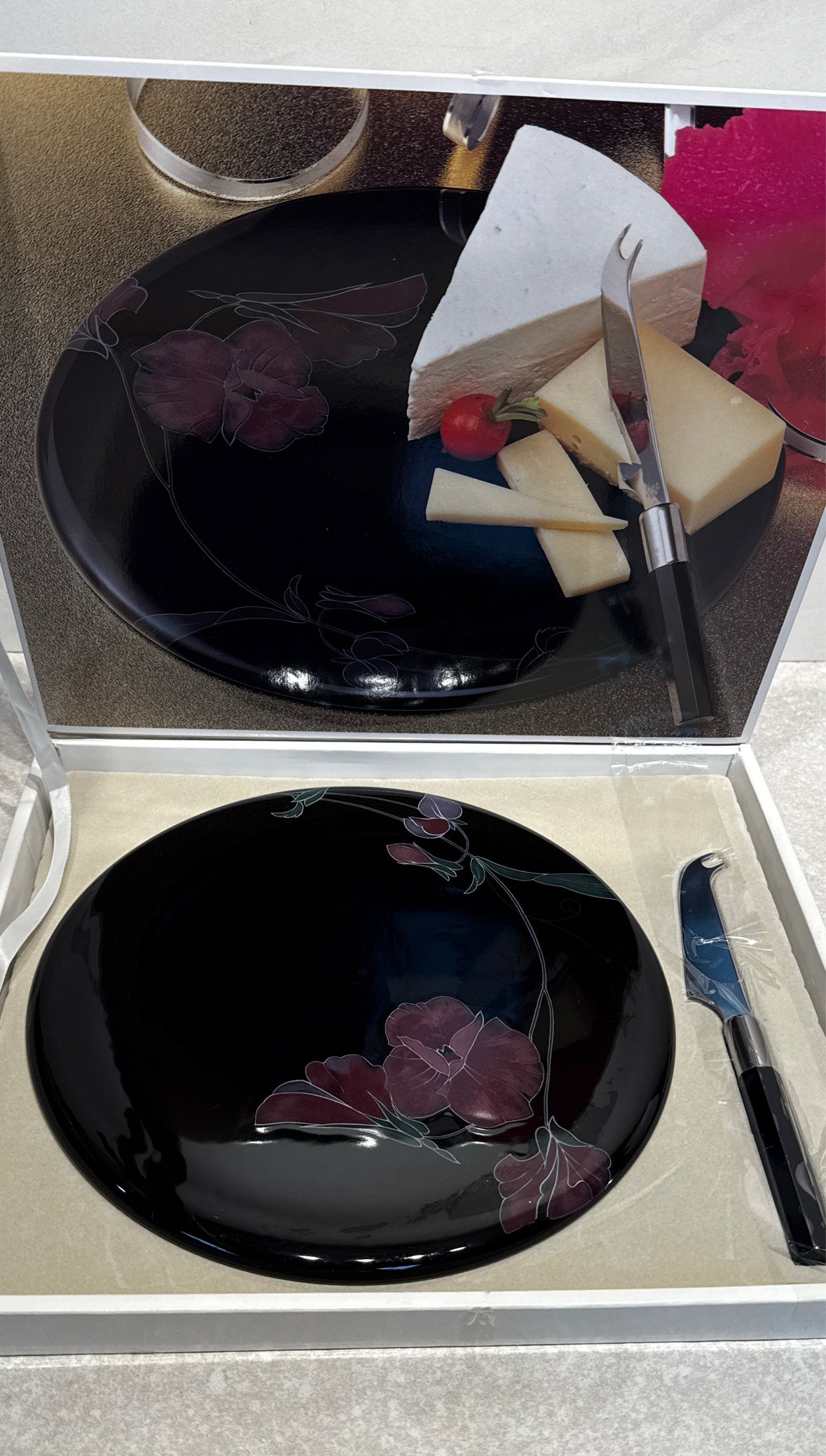 Mikasa Serving Plate with Knife