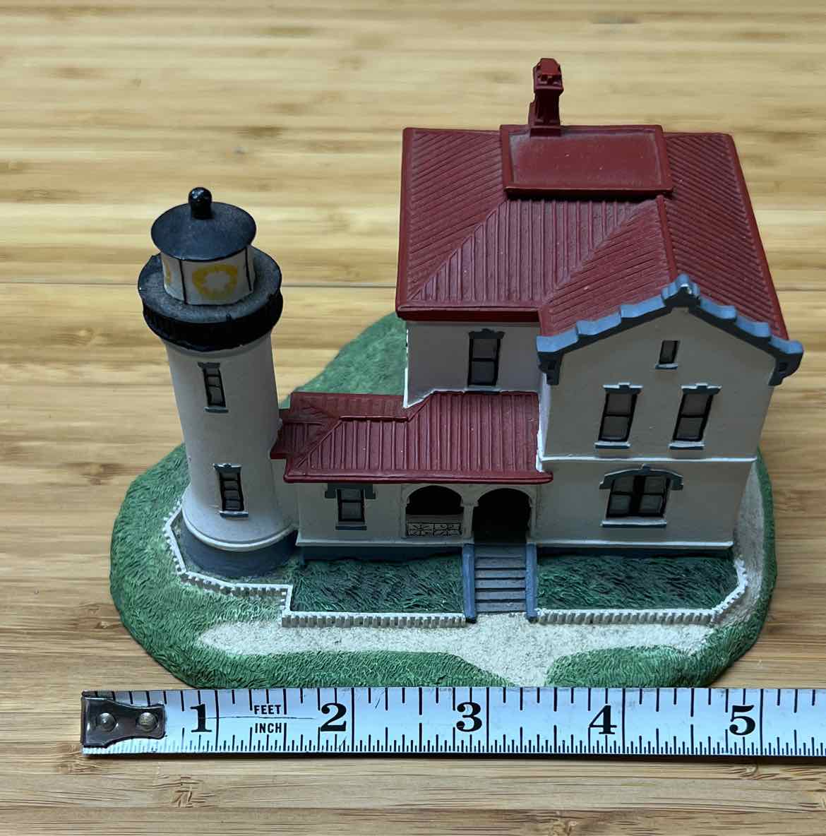 Danbury Mint Admiralty Head Lighthouse