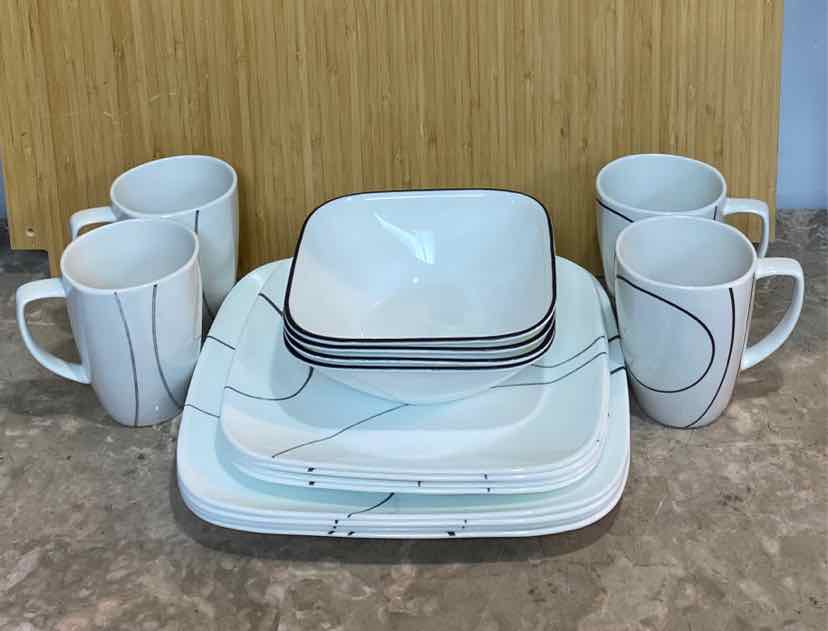 16 Piece Corelle Set