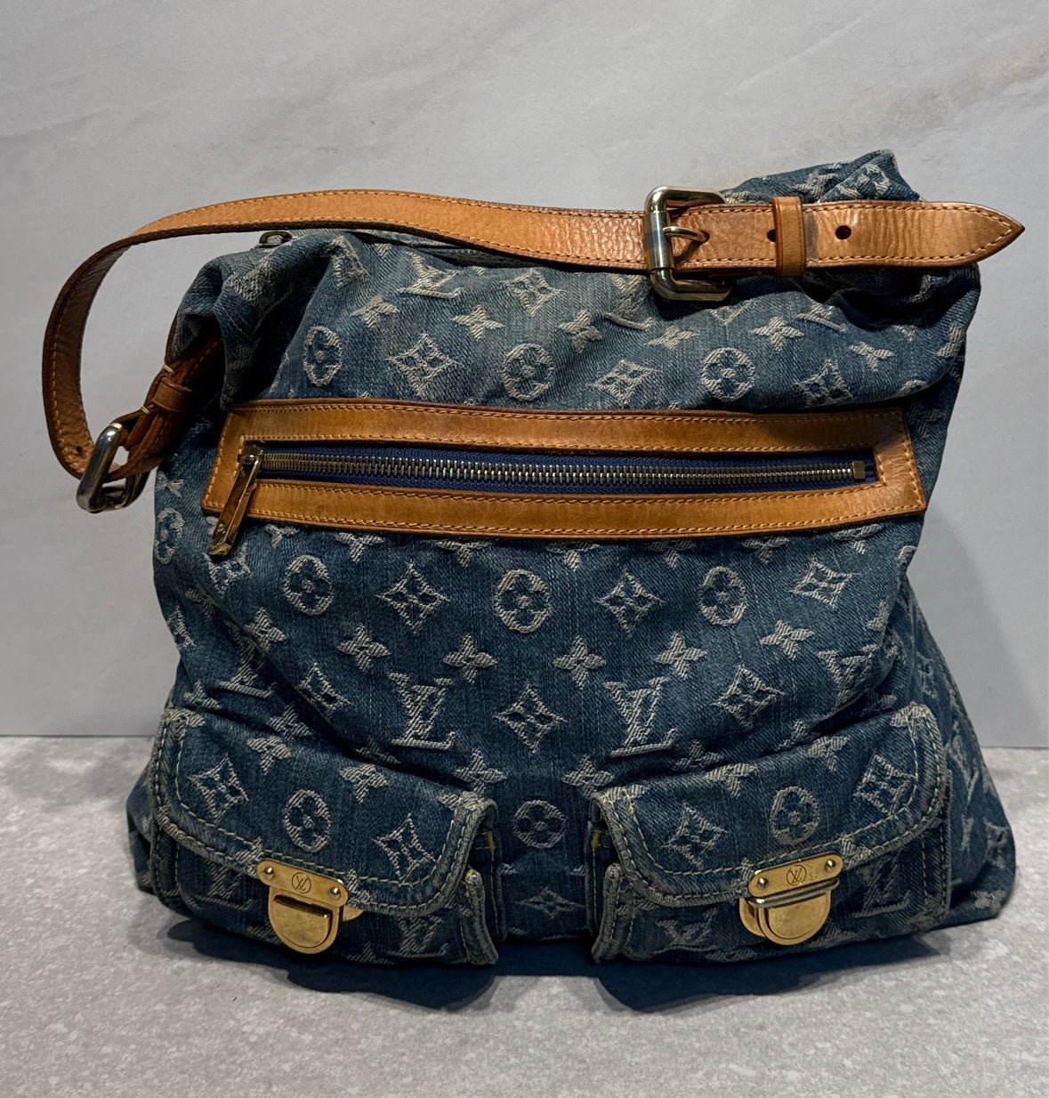Louis Vuitton Shoulder Bag
