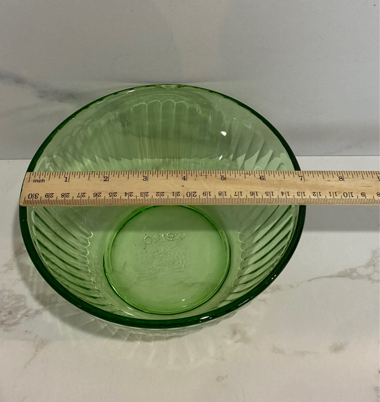 Pyrex Bowl