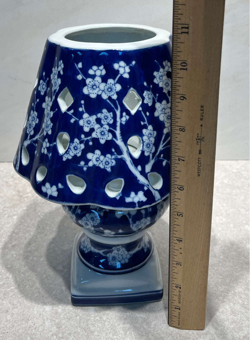 Chinoiserie Candle Lamp