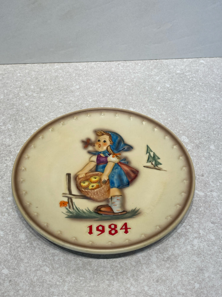 Hummel Plate