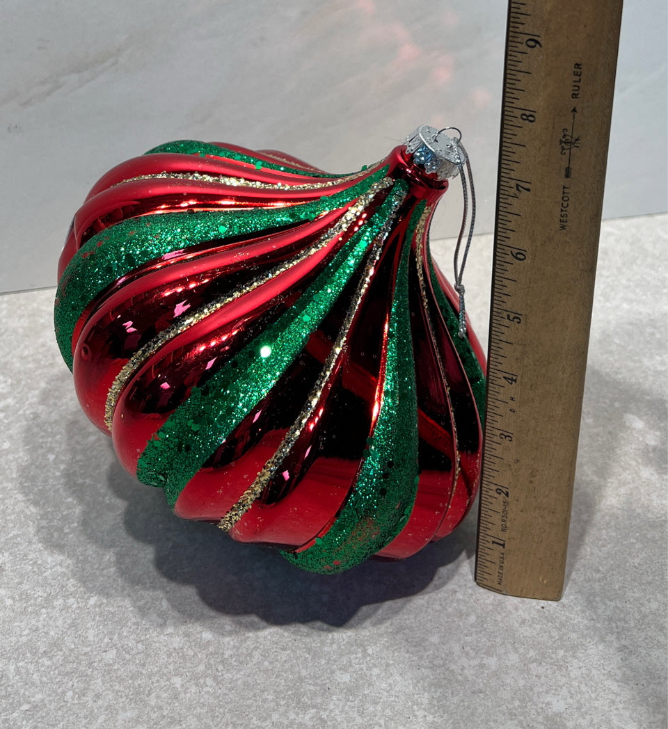 Large Ornament