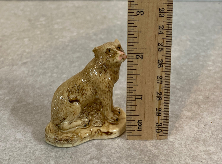 Figurine