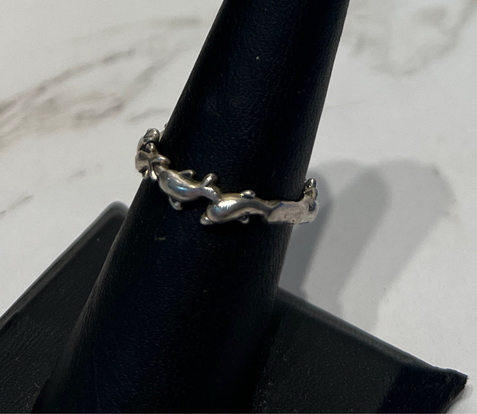 Sterling Ring - Size 6.5