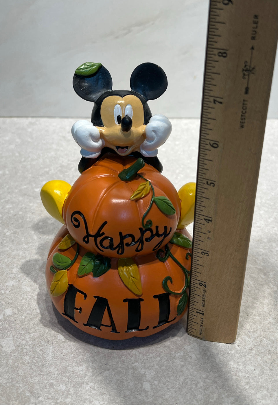 Mickey Happy Fall
