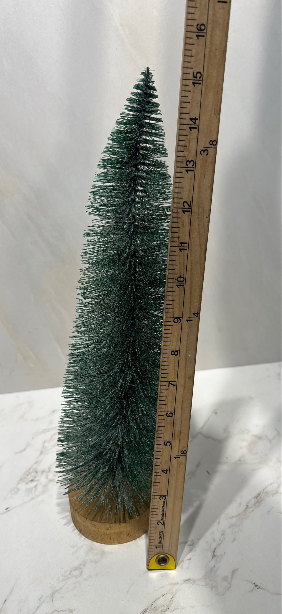 Christmas Tree - Lights Up